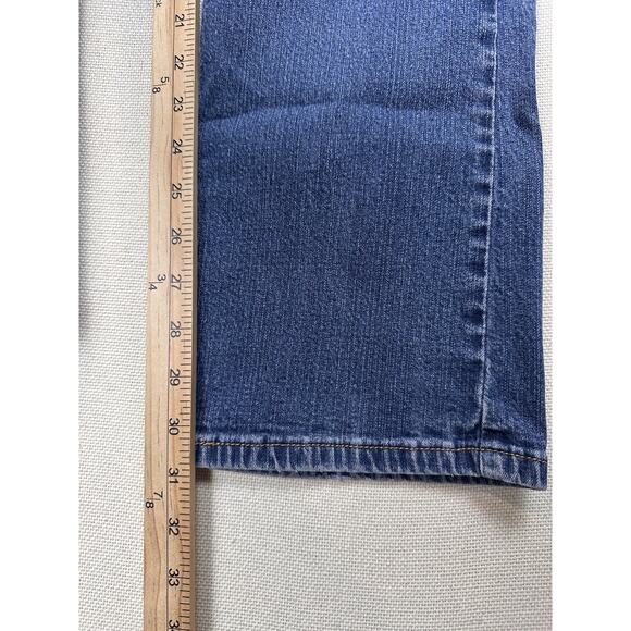 Levis Jeans Women’s 6M Blue Medium Wash 550 Relaxed Bootcut Mid Rise Classic - Picture 10 of 14